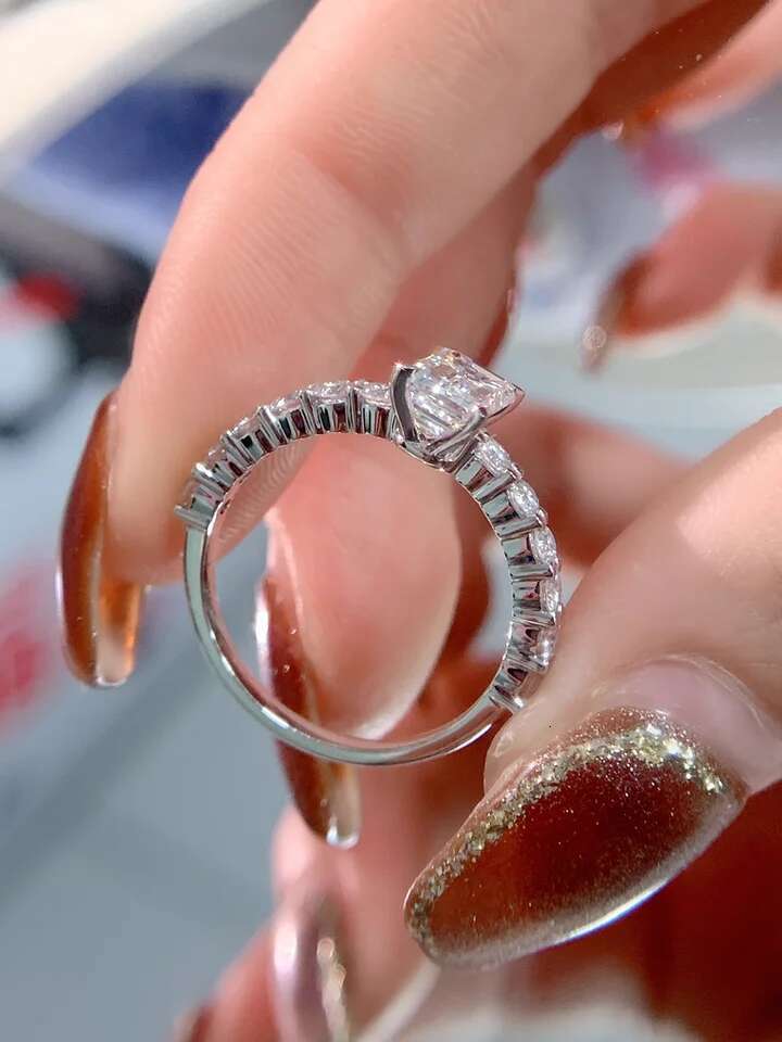 Custom Real Platinum PT950 Ring Women Engagement Anniversary Wedding Ring Emerald Moissanite Diamond Ring Trendy