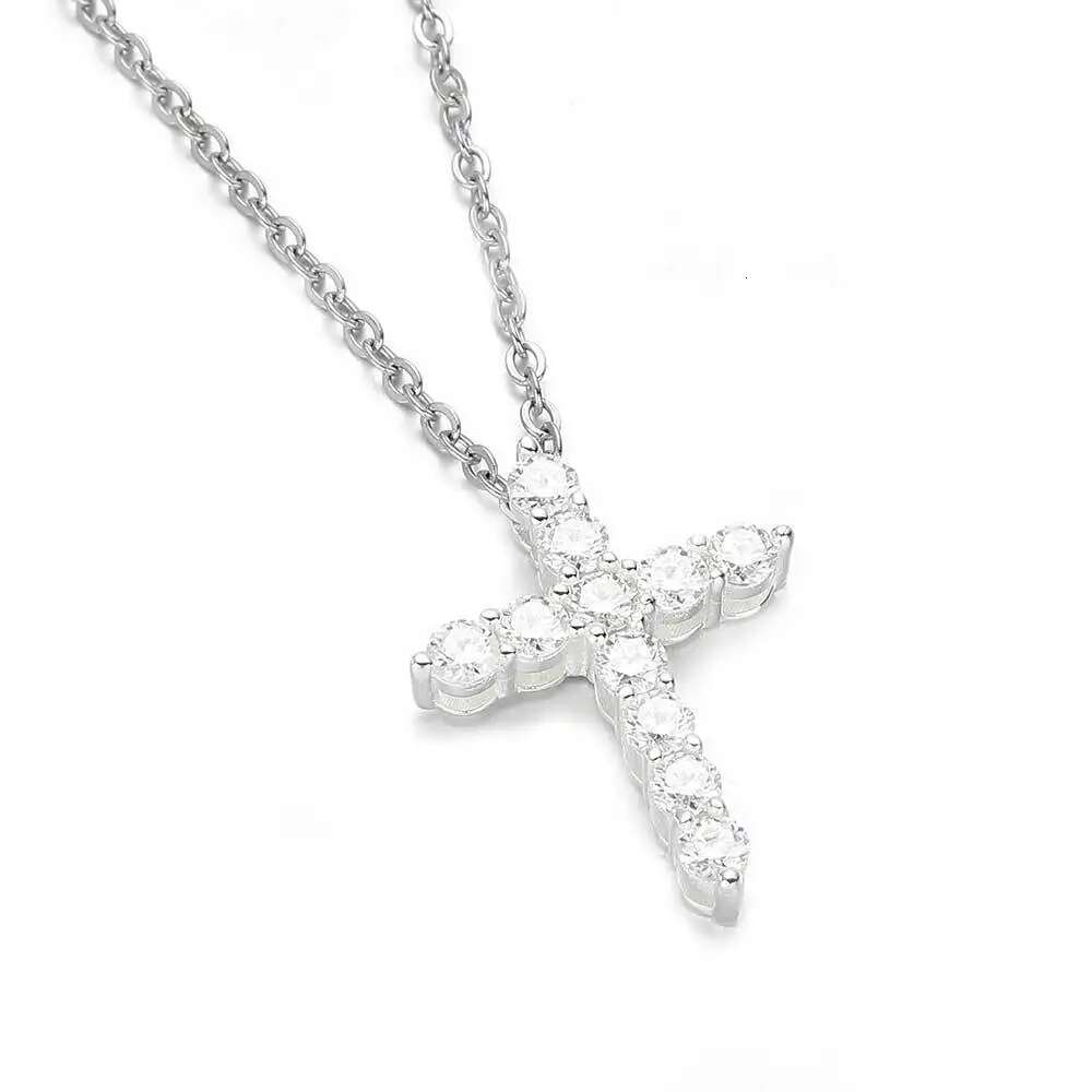 Full Moissanite Cross Pendant Necklace Stainless Steel O-Chain Plated 18k White Gold S925 Sterling Silver Necklace For Women