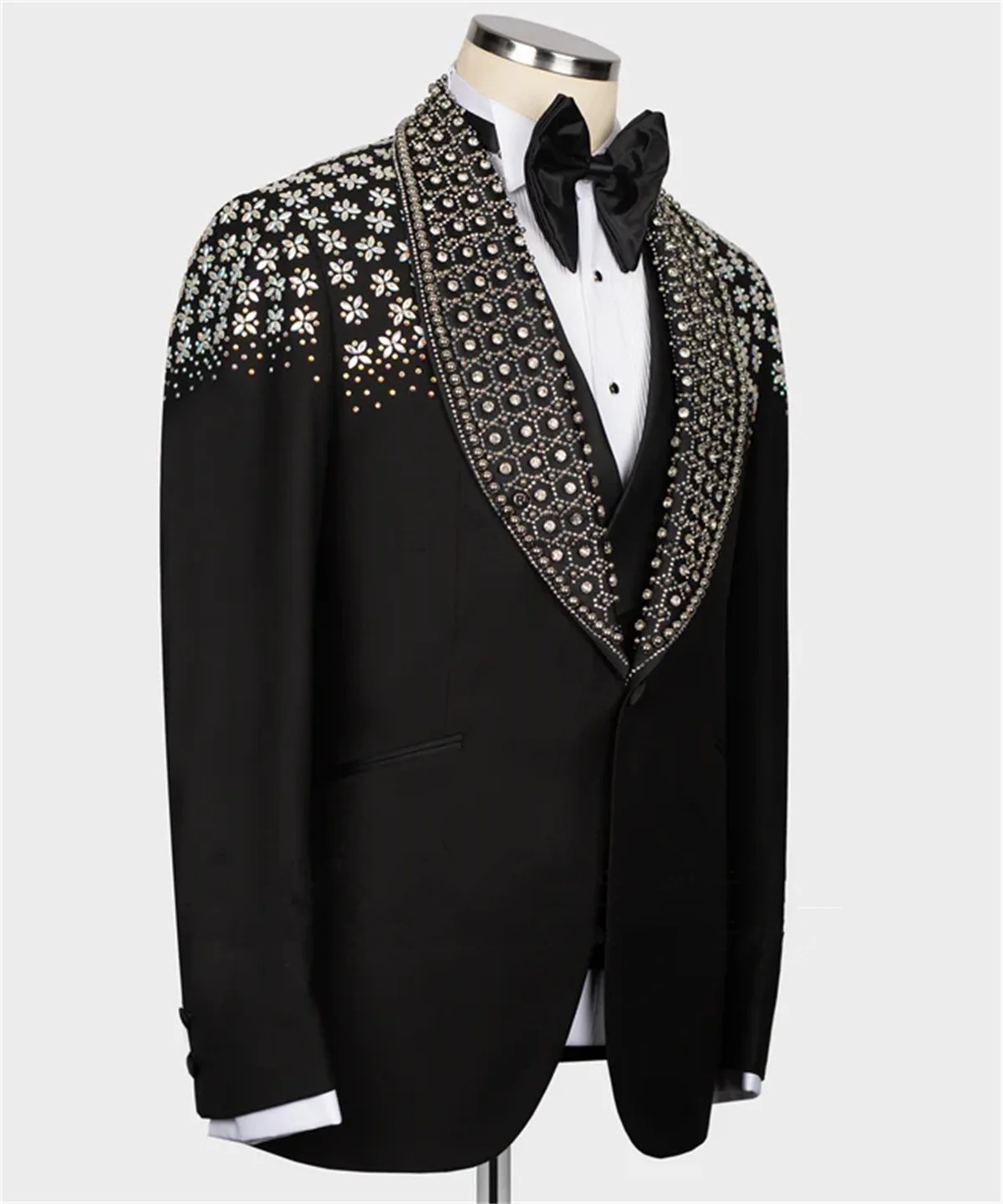 Men's Wedding Suit Tailored Shawl Lapel Blazers 3 Pieces Set Rhinestone Beaded Groom Jacket One Button Custom Made Coat Jacket+Vest+Pants