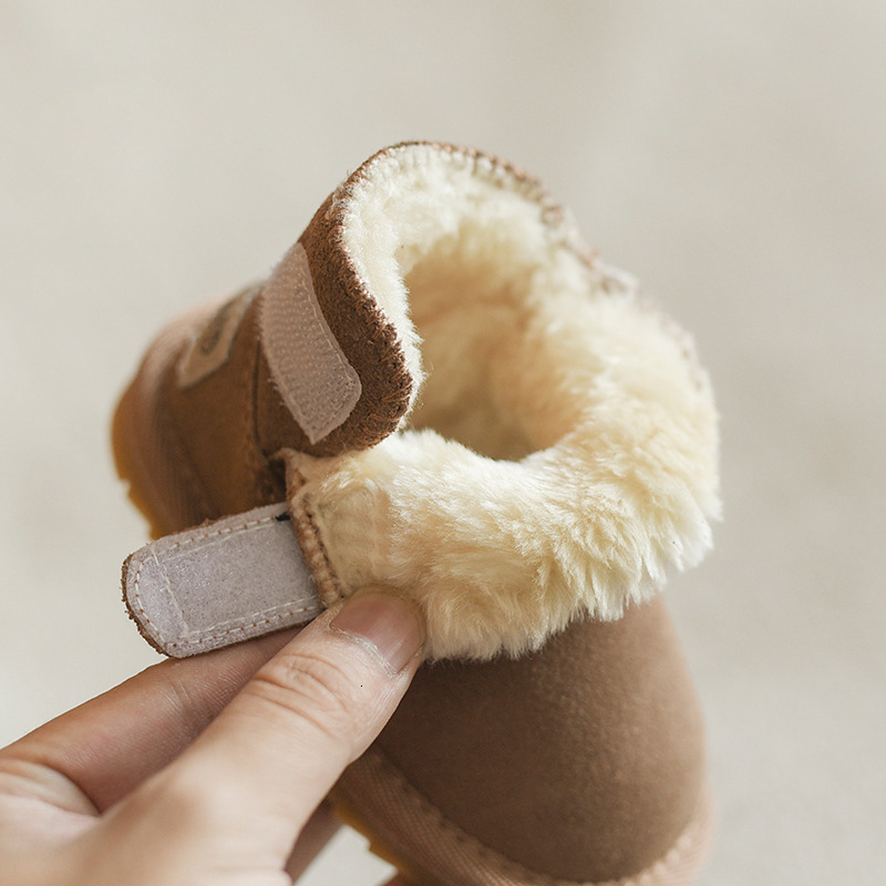 Winter Baby Snow Boots Warm Plush Leather Toddler Shoes Fashion Boys Girls Anti-slip Rubber Sole Baby Sneakers Infant Boots 241028