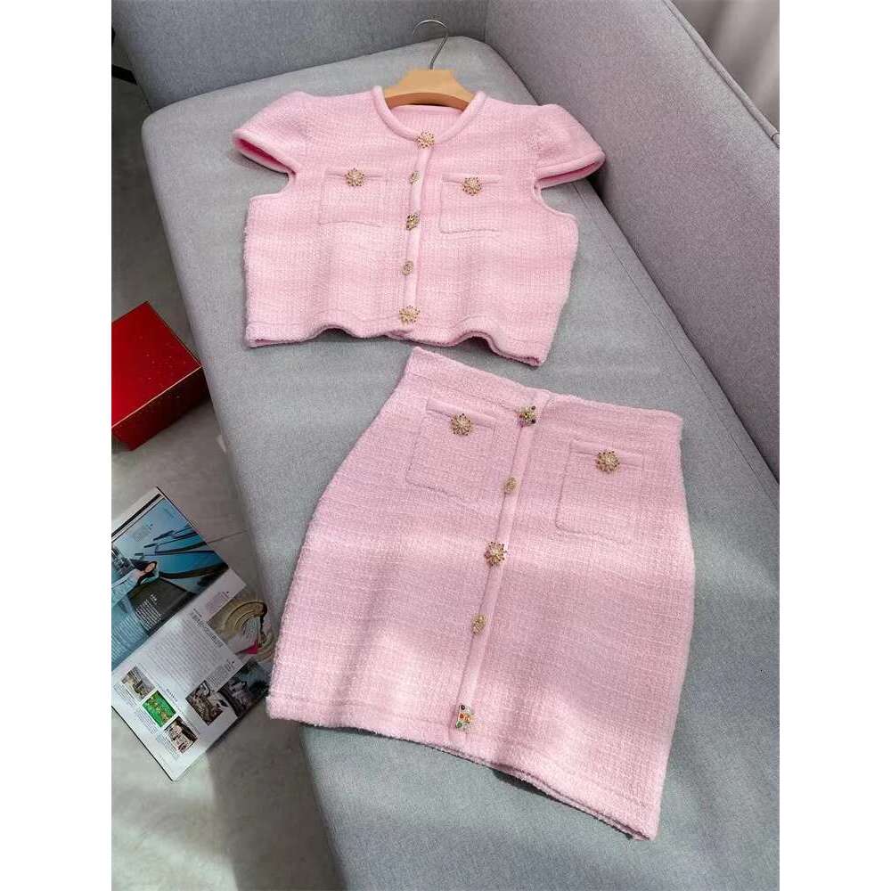 High Quality Fashion Pink Knitted Set Women Elegant Short Sleeve Cardigan Tops Or Temperament Slim Mini Skirt Ladies