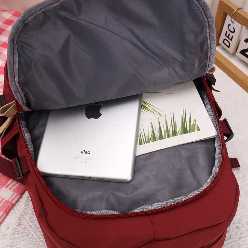 2025 New Backpack for Girls Large Capacity for Boys Middle School High School Elementary Grades 4-6 College Students Travle BagW251113