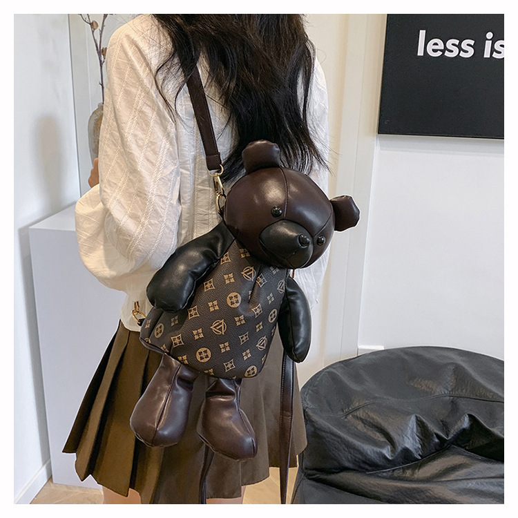 Bestselling New Cute Simple Animal Backpack Minimalist Design Elegant and Versatile Shoulder Bag Free Shipping off White Brown Coffee