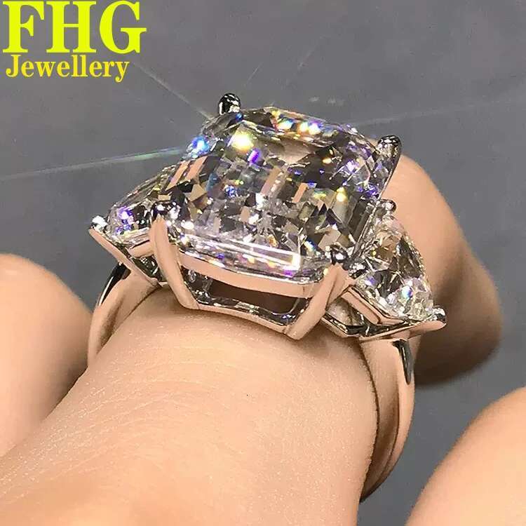Emerald 8Carat Shape Au585 14K White Gold Ring DVVS1 Moissanite Diamond ring Women Wedding Party Engagement birthday