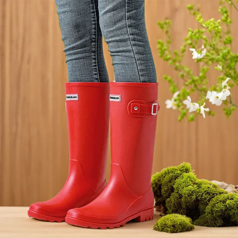 Fashion Non-slip Rain Boots Women Knee-High Water Boots Waterproof Long Tube Rubber Boots Womens High Tube Galoshes Rain Shoes 250410