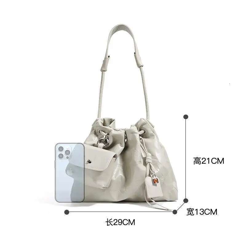2025 Shoulder First Layer Genuine Leather Commuting High-Quality Handbag Large Capacity Woman Bag Original Brand Bags