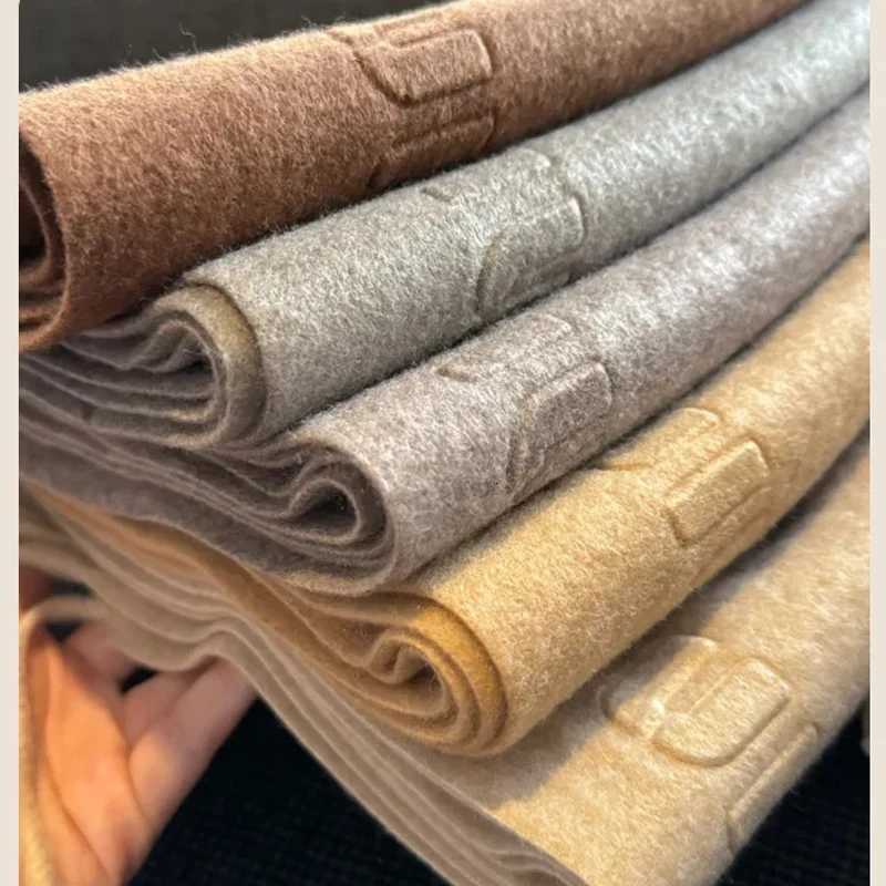 Luxury High Quality Wool Scarf for Women Autumn Winter Solid Color Simple Classic Cashmere Muffler Female New Type Versatile Warm Shawl Y251114