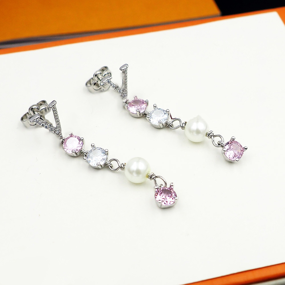 Luxurious White Pearl & Rose Gold Studded Fashion Earrings for Ladies - High-End Design