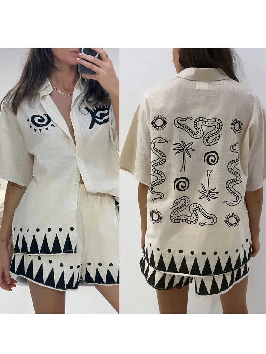 2024 New Womens Shorts Set Fruit Printed Shorts Sve Shirt with Elastic Waist Shorts Summer SetXJ250414