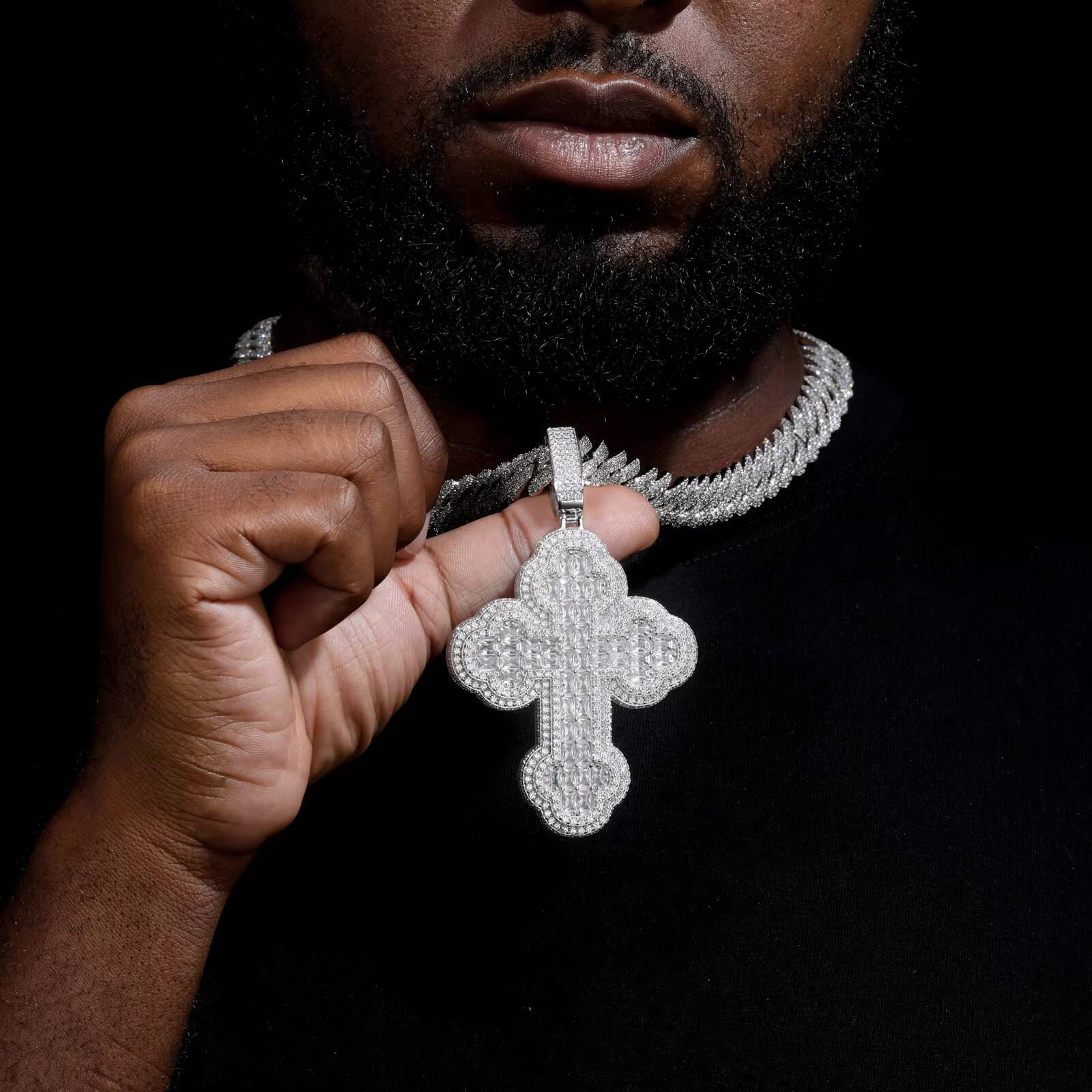 Drop Shipping Hip Hop Men Gift Jewelry 925 Sterling Silver Baguette Moissanite Diamond Religions Iris Cross Pendant