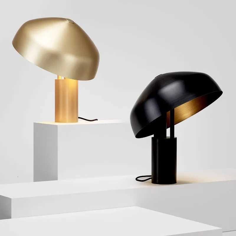 Nordic Luxury Gold Mushroom Desk Lamp Modern Simple Design for Living Room Bedroom Hotel Bedside s M251114