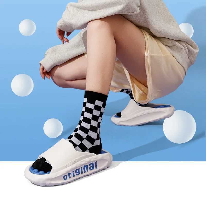 Mens Slide Fashion Leisure Massage Slide Lightweight EVA Soft Bottom Slide Comfortable Beach Slide Mens Summer New Slide W250414