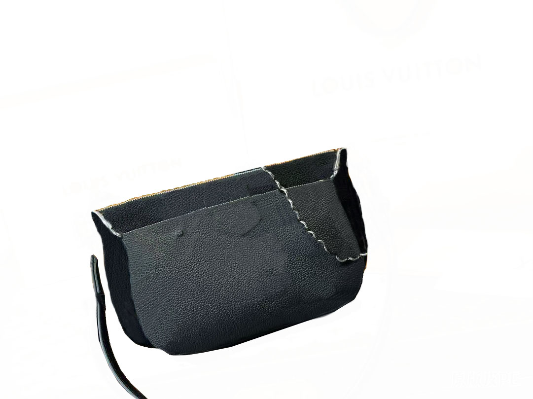 202412073 Designer bag handbag Fashion classic Courier bag Fashion makeup bag Toiletry bag1023883099