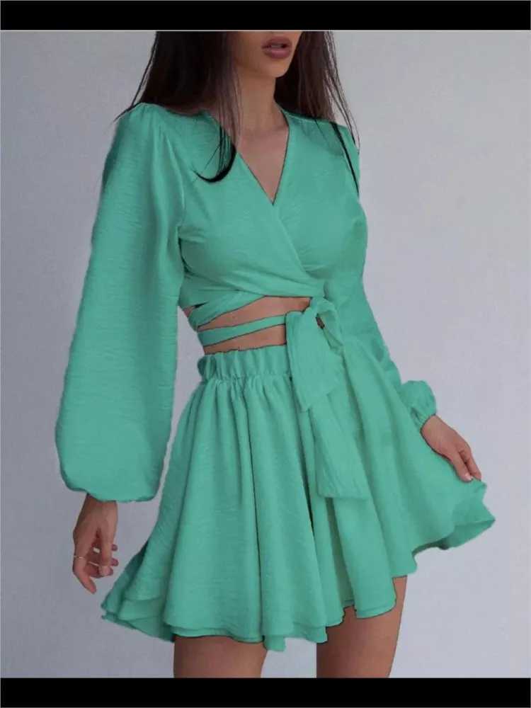 Fashion two-piece womens long Sve sexy V-neck waistband cardigan casual and comfortable fully matched solid color shorts setXJ250414