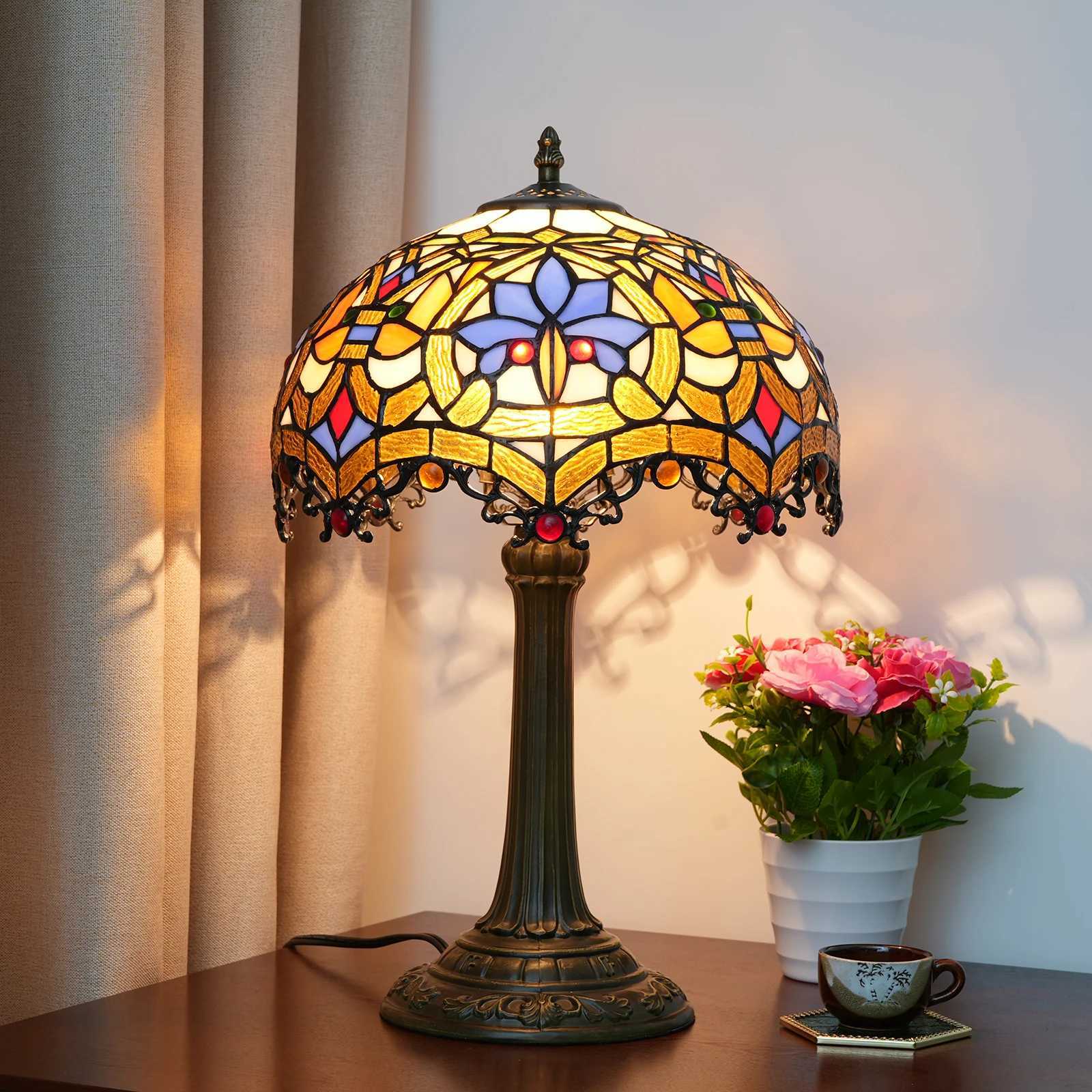 Yellow Peacock Tail Style Stained Glass Table Lamp Vintage Handmade Reading Lamp for Living Room Home Office Decor Light M251114