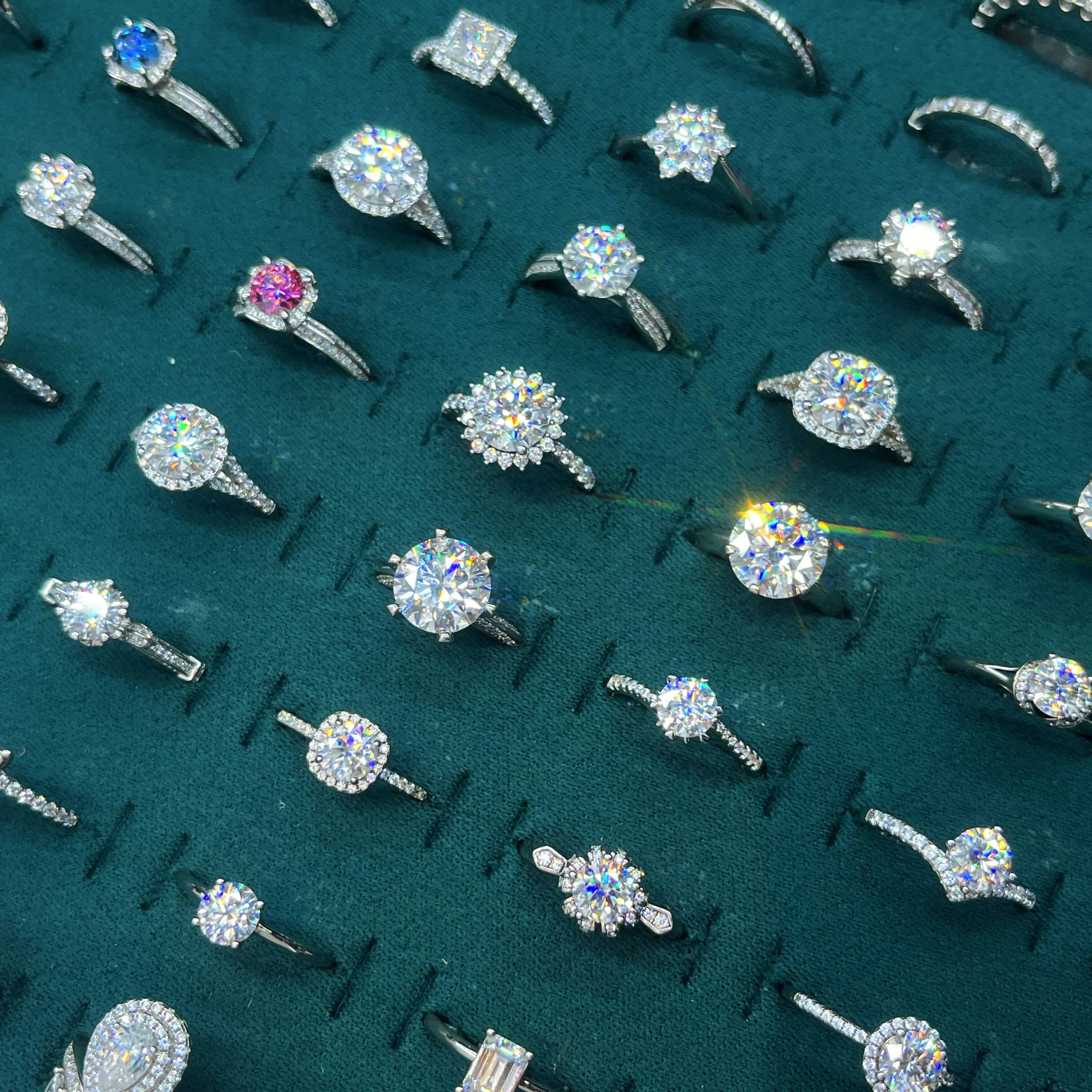 Pass Diamond Tester Moissanite Diamond Rings GRA Certificate 925 Sterling Silver VVS Moissanite Halo Engagement Ring for Women