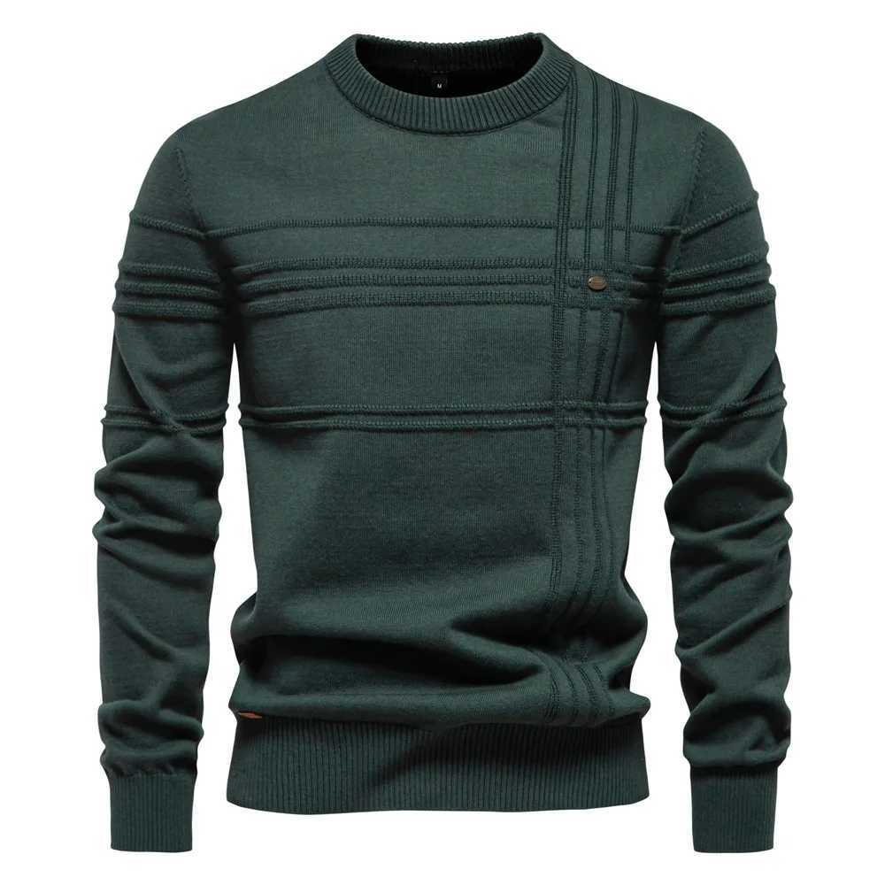 2025 Autumn Winter New Fashion Mens Solid Color O-neck Long Sleeve Casual Trendy Knitted Sweaters Male Clothes Pullover Tops M251114