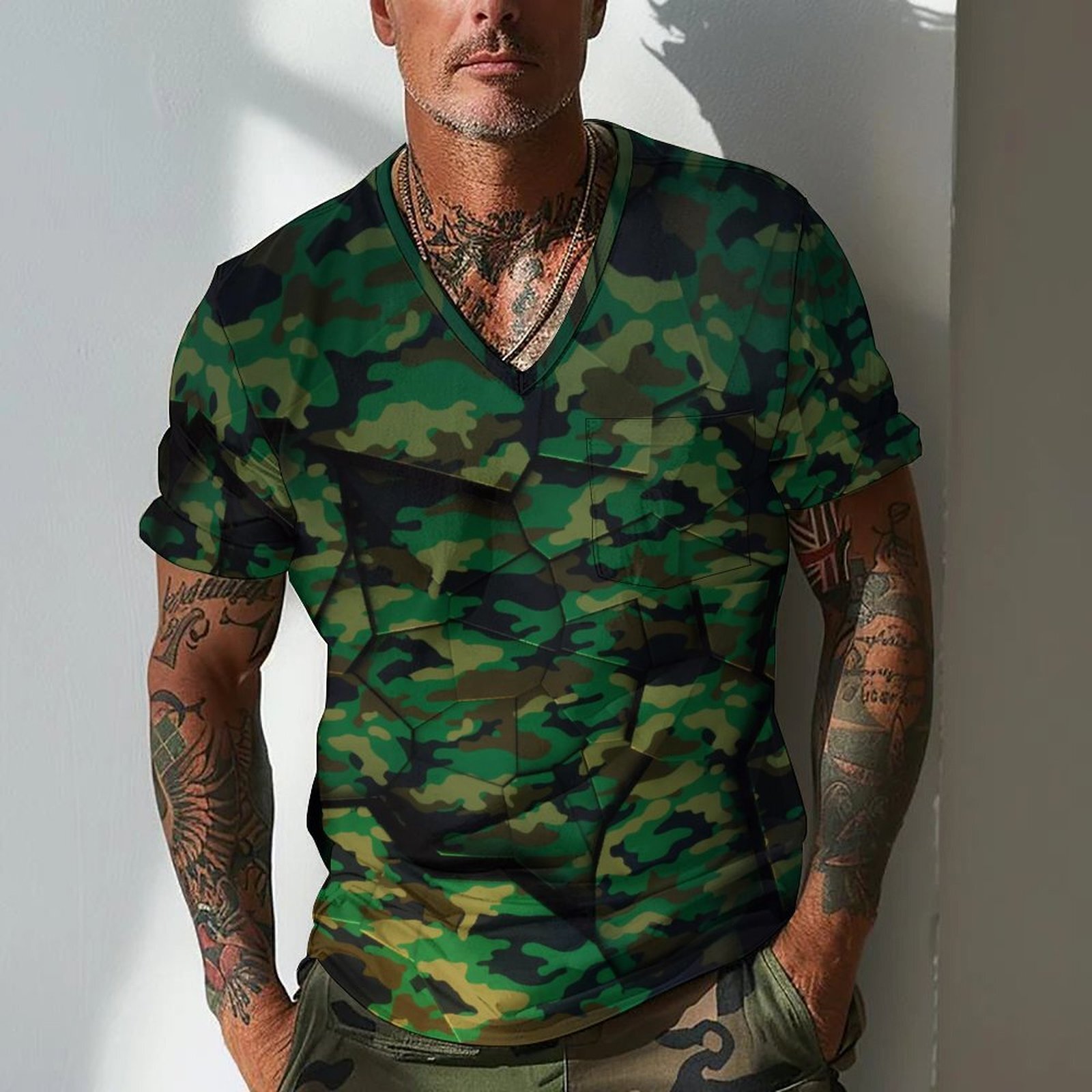 2025 Digital Printing Camouflage T-shirt Men's Summer Slim Fit Chicken Neck Short Sleeve
