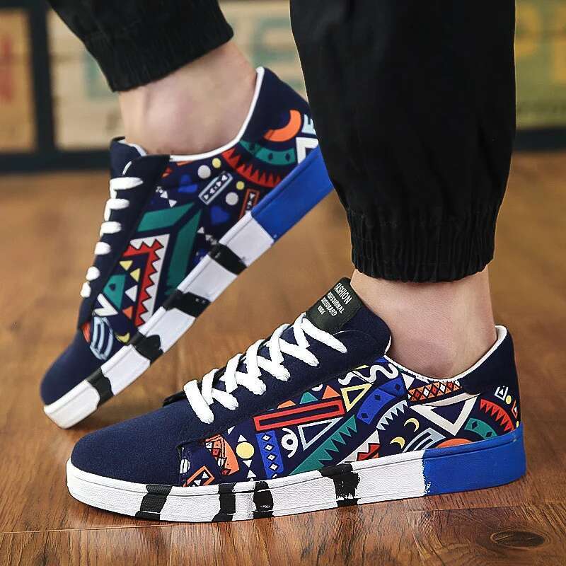 Summer Trendy Men's New Board Shoes hot Outdoor non slip walking Men Sporty Shoe Canvas Pattern Casual Sneakers NEW male atos