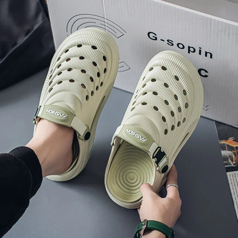 Summer slippers mens thick soled beach lightweight outdoor leisure sports anti slip shoes sandals model 250408