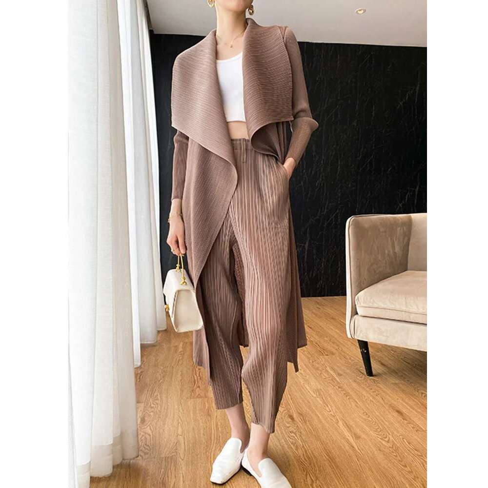 LANMREM Pleated Long Trench Thin Temperament Solid Color Big Lapel Open Female Fashion Coat 2023 New Autumn 2C785