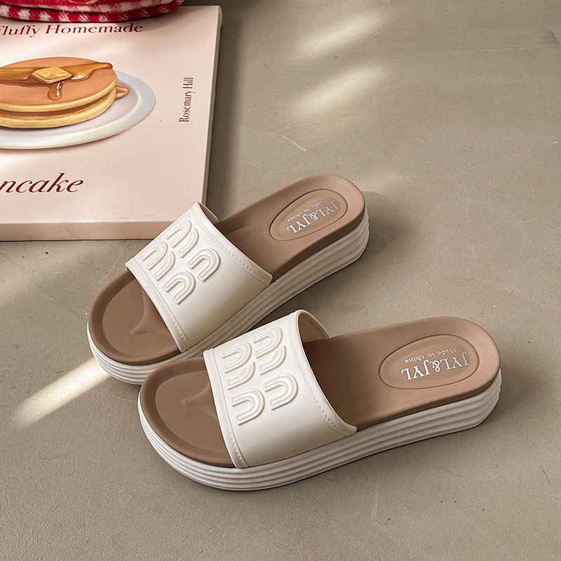 designer slippers new Women's fashionable thick-soled mid-heel one-word slippers versatile and non-slip beach slippers for women