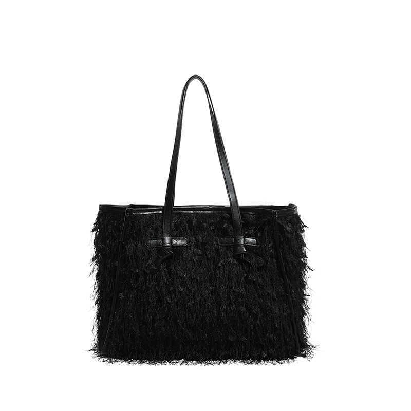 Trendy Tassel Bag for Women Large Capacity Ladies Shoulder Bag Fashionable Commuter Bag Trendy Student Bag Tote Bag H251114