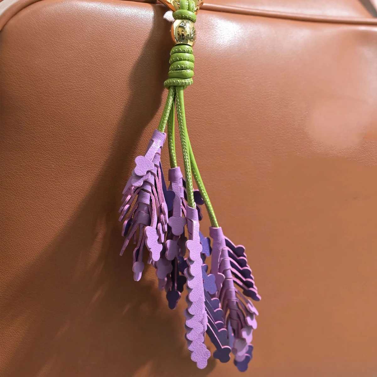 Lavender Leather Bag Charm Tomato Purple Flower Keychain Bag Pendant Luxury Decoration High Quality Girl Gift Bag AccessoriesXJ251114