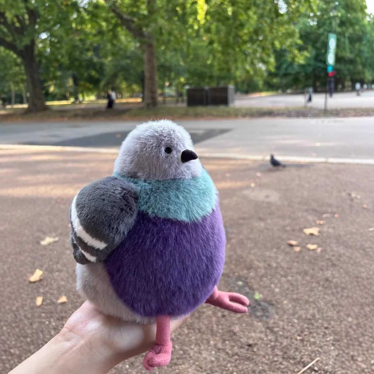 23cm Parrot Fat Pigeon Bird Plush Doll Toy Gift Doll Pet Companion Toy Ornaments Christmas Birthday Girl Gift Y251114