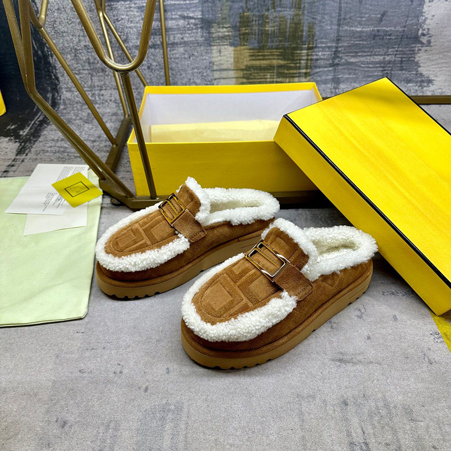 Designer shoe clog sandal luxury mule fur slipper fur slide High Quality Fashion Trendy Suede Winter Warm Wool Woman Furry Slide Fluffy Slippers Shearling Sandals