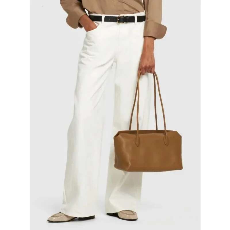 Designer Bag Minimalist Style Shoulder Tote Bag Large Capacity Armpit Commuter Handbag For Women 2023