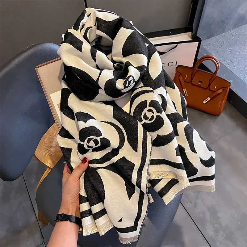 Luxury Luxury Brand Cashmere Scarf Women Winter Shawl and Wraps 2023 Design Caps Thick Blanket Bufanda Stoles Echarpe Femme Pashmina Y251114