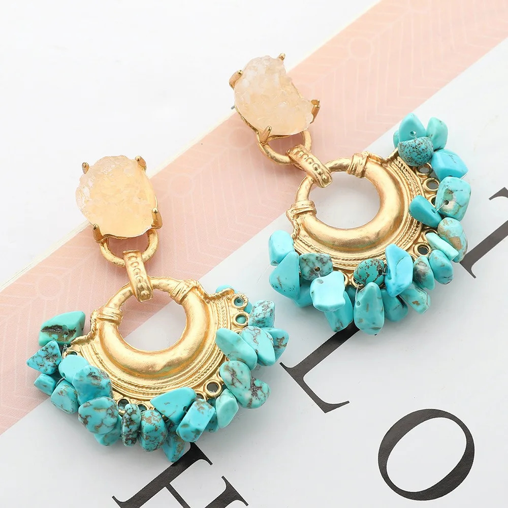in Fashionable Charm Metal jewellery earrings women Exquisite Fan shaped Natural Stone Resin womens earring jewelry 250411