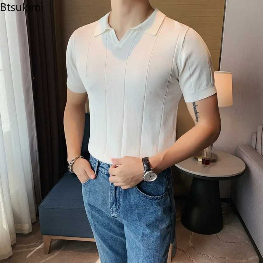 2025 New Mens Ice Silk Short sleeved Polo Shirt UK Casual Business Ruffian Handsome V-neck Knitted Top Summer Mens Wear W250414