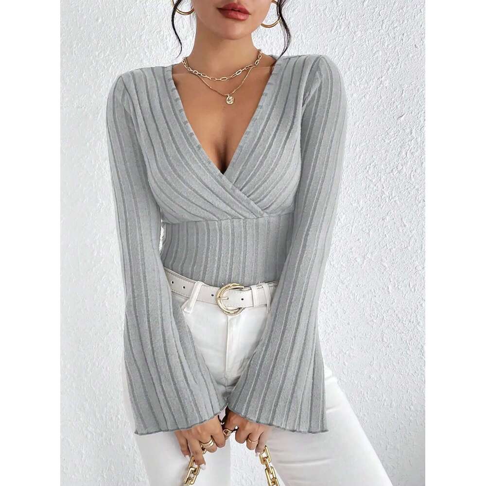 new autumn/Winter V-neck solid color sexy fashion design sense slim long sleeve knitted women's T-shirt