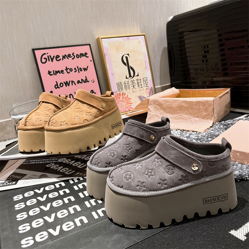 Free shipping 2025 New Women's Thick Sole Shearling Snow Boots Elevated Outdoor Closed-Toe Thick Fleece Half Slippers Autumn Winter