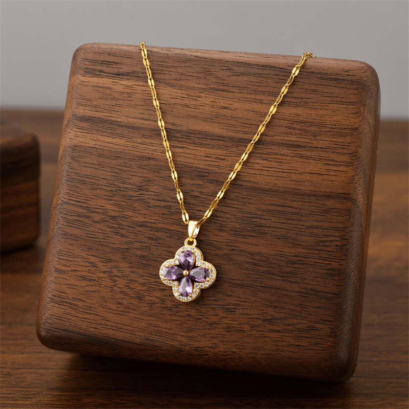 New Purple Gemstone Inlaid Small Flower Shaped Pendant Necklace Fashionable And Versatile Daily Wear Necklace Birthday Gift Necklace