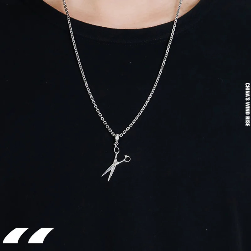 Fashionable Haircut Pendant Necklace Mens and Womens Holiday Gifts Hip Hop Retro Thai Silver Sweater Chain Jewelry 250408CJ