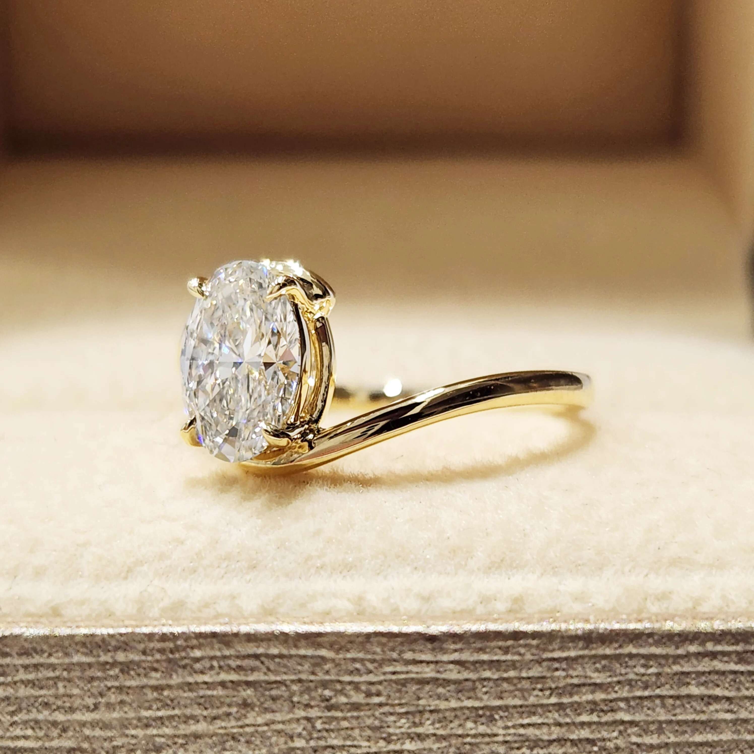 Custom Real Solid 14K Yellow Gold Rings Women Engagement Anniversary Wedding Rings Oval Moissanite Diamond Rings Trendy