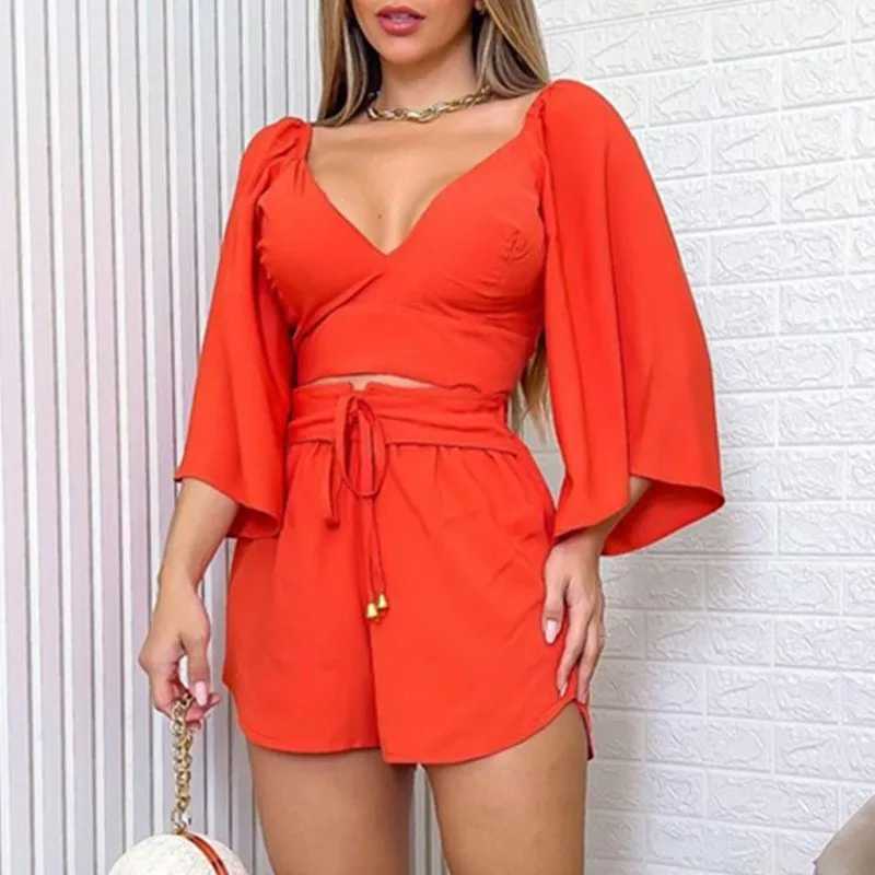 2024 Summer Fashion Solid Two Piece Set Womens Sexy Backless Lace Top V-neck Flare Sve Shirt Top+Loose Shorts SetXJ250414