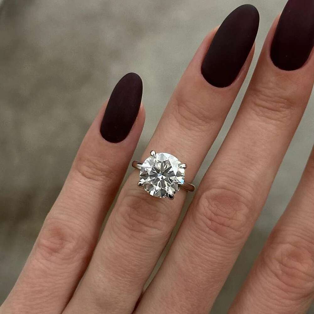 0.5-4Carat Brilliant Round Cut Moissanite Engagement Ring for Women 925 Silver 4-prong Set Solitaire Diamond Wedding Rings