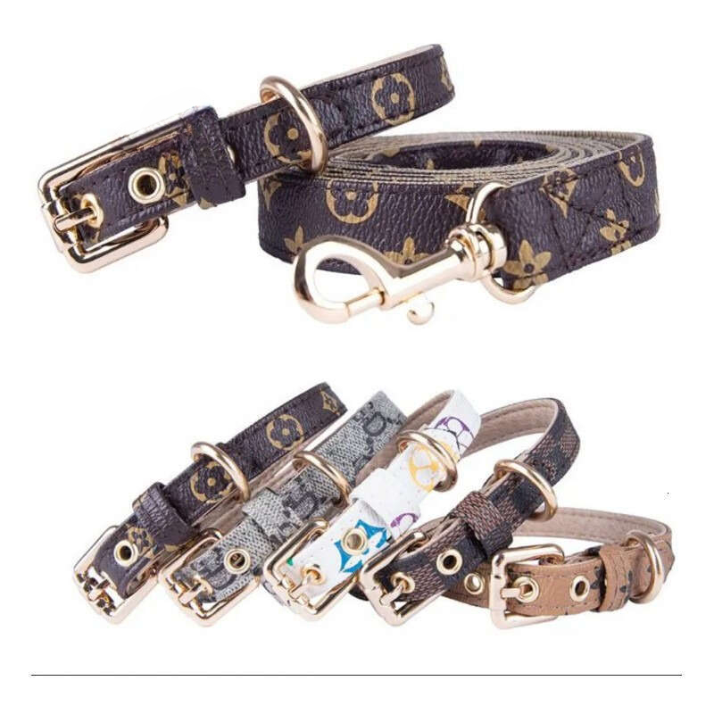 US stock Leash Dog Set Classic Presbya Letters Pattern Print PU Leather Fashion Casual Adjustable Dogs Cats Neck Strap Cute Pet Collars Leashes