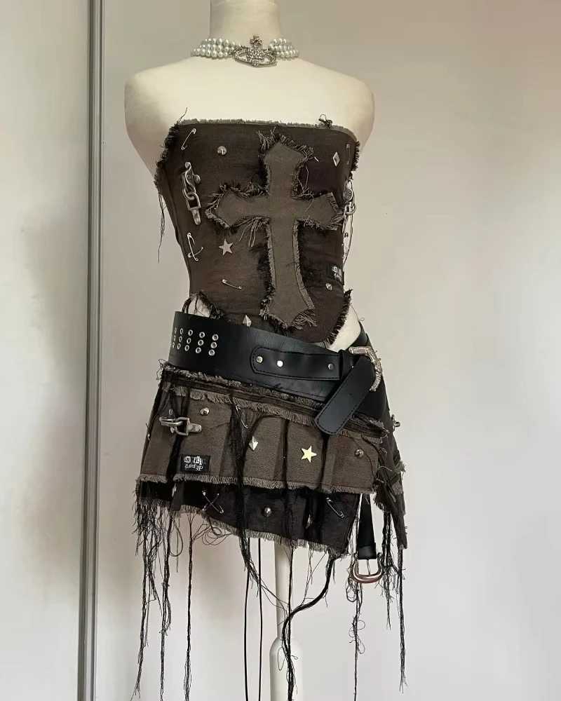 American fashion trend clown sexy womens street Y2K new hip-hop casual rock denim shorts Harajuku ultra-thin weight loss shortsXJ250414