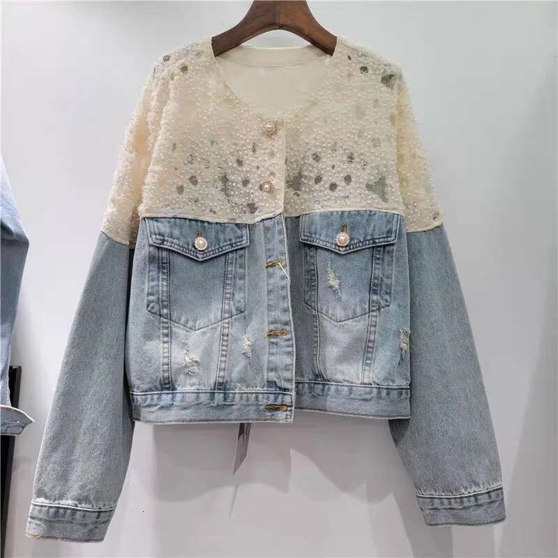 DEAT Women's Denim Coat Patchwork Lace Pearls Elegant Single Breasted Broken Holes Jackets 2025 Summer New Fashion 29A797