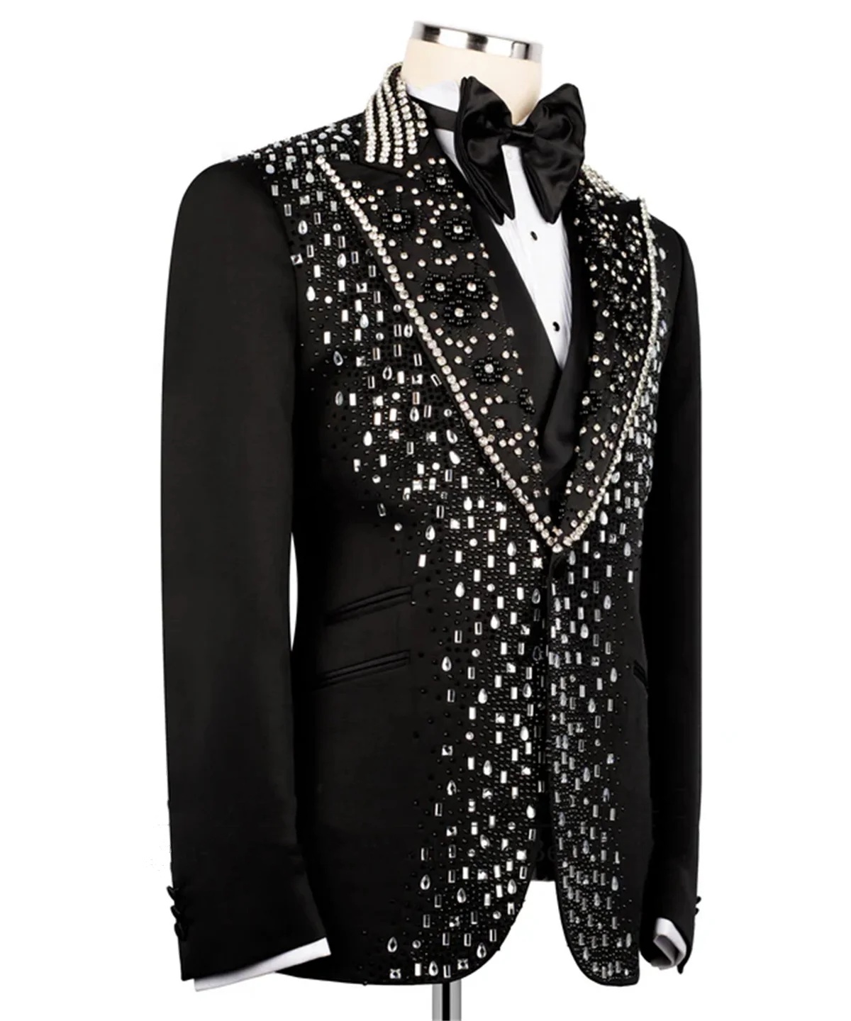 Men's Suit Crystal Beading Unique Tailored Peaked Lapel Blazers Rhinestone Groom Jacket for Wedding One Button 1 Piece Custom Made Coat Only Jack