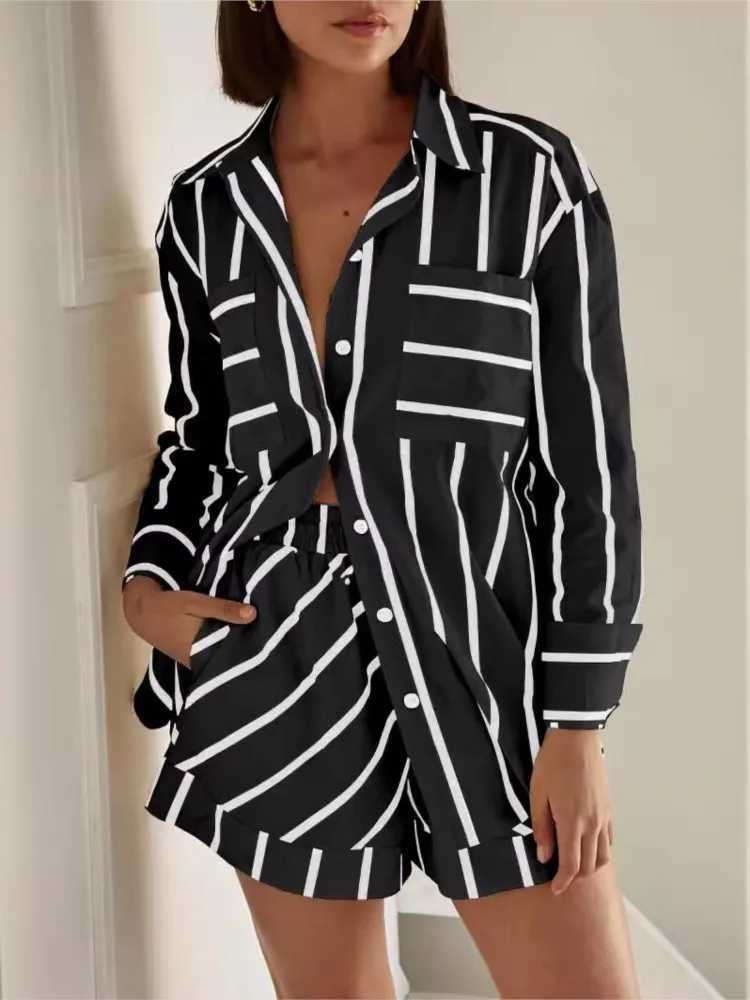 Fashion striped printed two-piece long Sve button up shirt+shorts set for womens Ele Suit 2025 Spring and Summer SetXJ250414