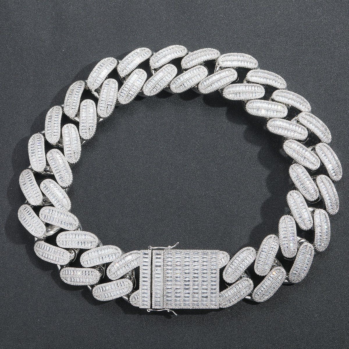 Men's Baguette Cut Moissanite Cuban Link Necklace - 30mm40mm Ice-Out Miami Style Jewelry Gift