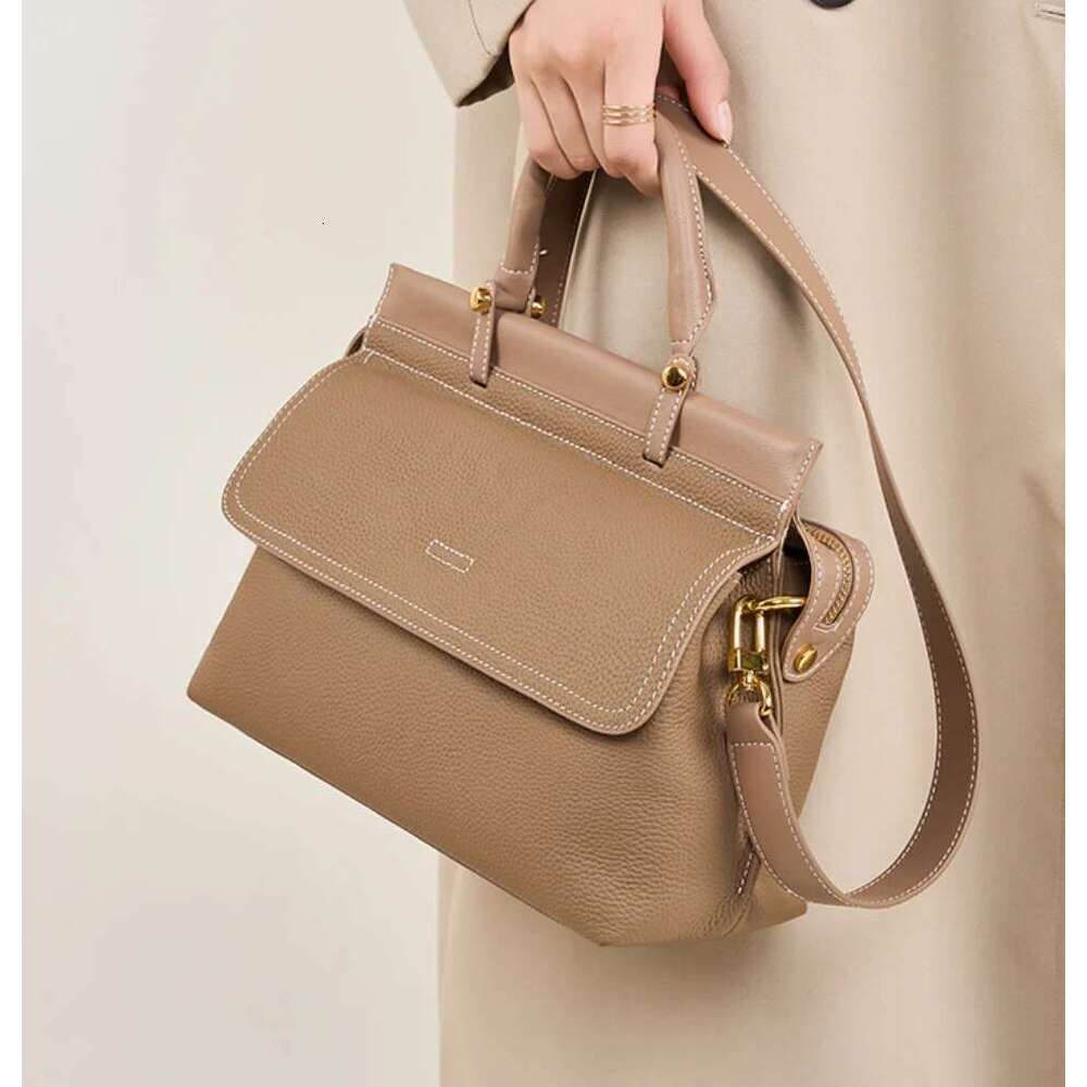 2025 New Vintage Crossbody Messenger Commuter Large Capacity Single-Shoulder Briefcase Cowhide Leather Handbag Shopping Bag