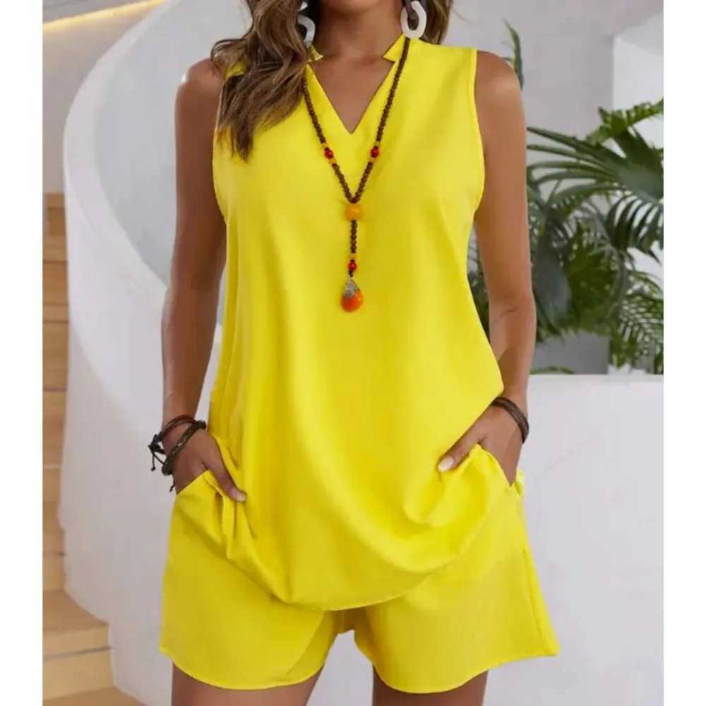 Fashion Macaron color shirt and shorts two-piece set for womens 2024 summer solid sleeveless V-neck casual top loose shorts setXJ250414