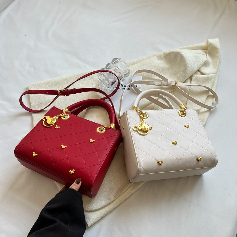 Women's Spring New Dai Fei G Ge Embroidered Thread Square Handbag Fashionable Liu Ding Chao Single Shoulder